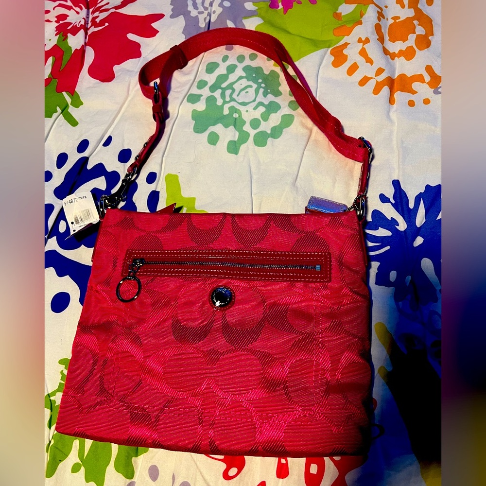 NWT: COACH daisy signature crossbody